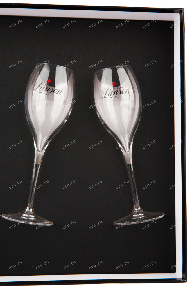 Подарочная коробка игристого вина Lanson Rose Brut gift set with 2 glasses 0.75 л