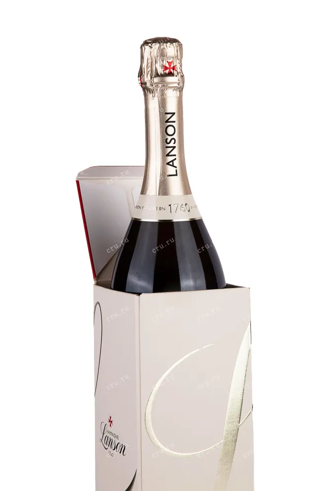 В подарочной коробке Lanson Le Blanc de Blancs Brut in gift box 2018 0.75 л