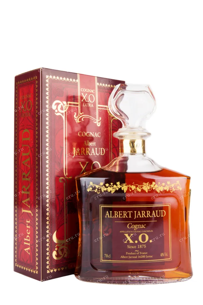 Коньяк Albert Jarraud XO gift box   0.7 л