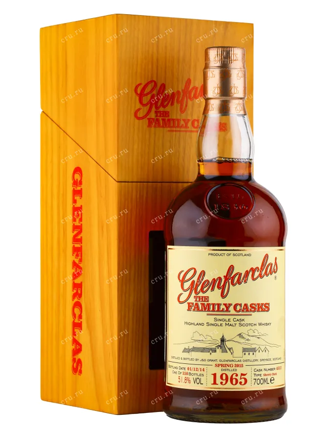 Виски Glenfarclas The Family Casks gift box 1965 0.7 л