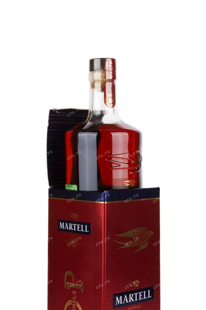 Коньяк Martell VSOP aged in Red Barrels   0.7 л