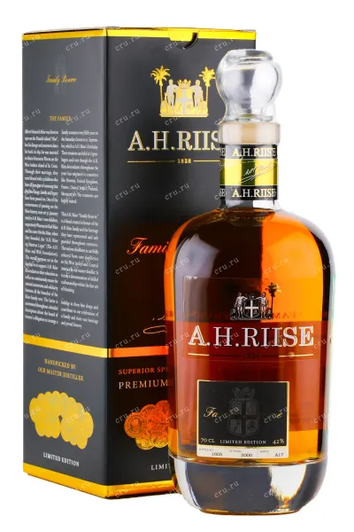 Ром A.H. Riise Family Reserve gift box  0.7 л