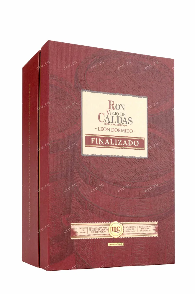 Подарочная коробка Viejo de Caldas Leon Dormido 12 years old gift box 0.75 л