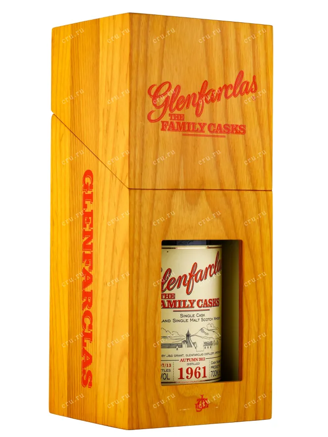 Виски Glenfarclas Family Cask 1961 0.7 л