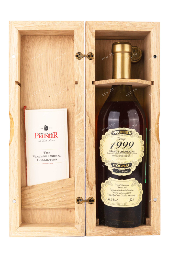 В деревянной коробке Prunier Grande Champagne Vintage 1999 wooden box 0.7 л