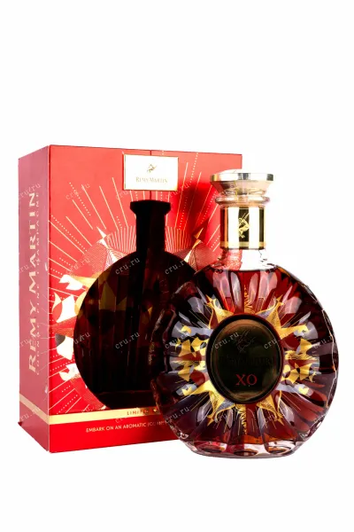 Коньяк Remy Martin XO Limited Edition gift box   0.7 л