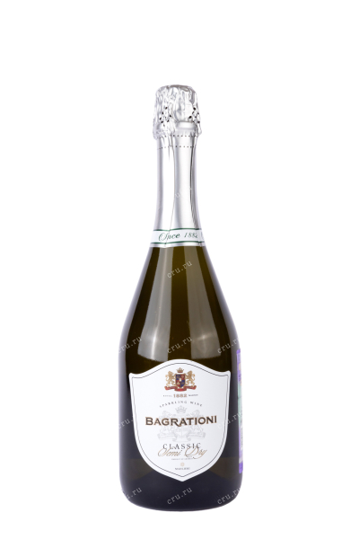 Игристое вино Bagrationi Classic Semi-dry  0.75 л