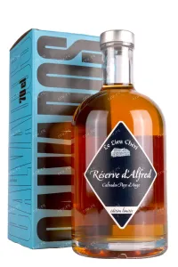 Кальвадос Le Lieu Cheri Calvados Reserve d Alfred Pays dAuge 20 ans gift box   0.7 л