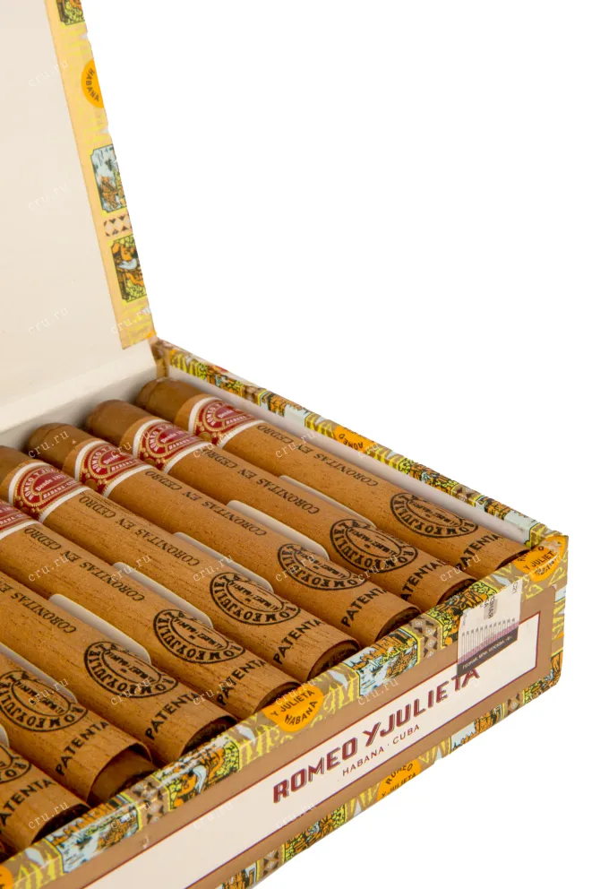 Сигары Romeo y Julieta Coronitas en Cedro 