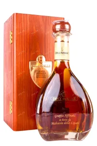 Граппа Grappa Dellavalle Affinata in botti da Malvasia delle Lipari in gift box 2005 0.7 л