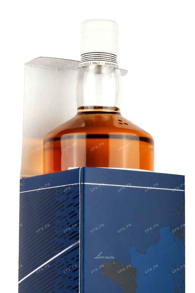 Виски Armorik Double Maturation 0,7 в подарочной упаковке