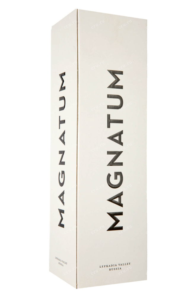 Подарочная коробка Magnatum 0.75 л