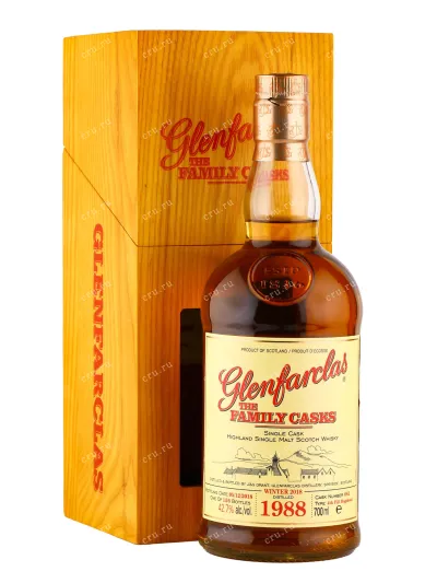 Виски Glenfarclas Family Casks 1988 0.7 л