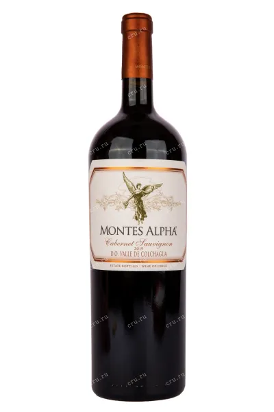 Вино Montes Alpha Cabernet Sauvignon 2020 1.5 л