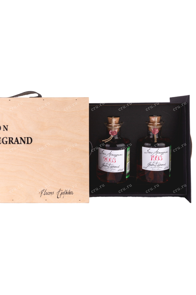 В деревянной коробке Baron G. Legrand Bas Armagnac gift set 4 wooden box 2003 0.2 л