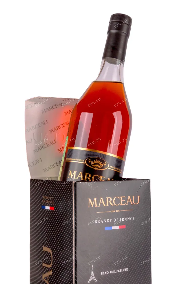 В подарочной коробке Marceau Grand Cru XO gift box 0.5 л