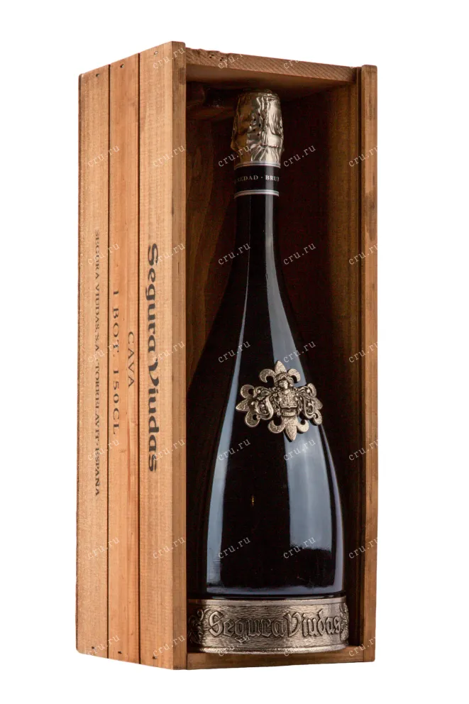 Подарочная коробка игристого вина Segura Viudas Cava Brut Reserva Heredad 1.5 л