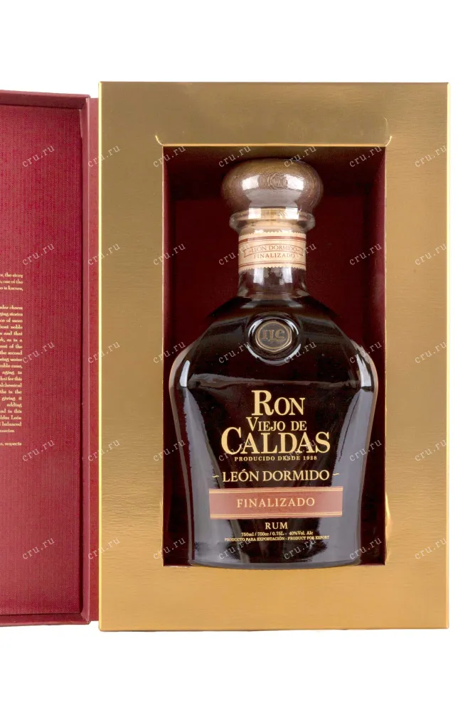 Подарочная упаковка Viejo de Caldas Leon Dormido 12 years old gift box 0.75 л