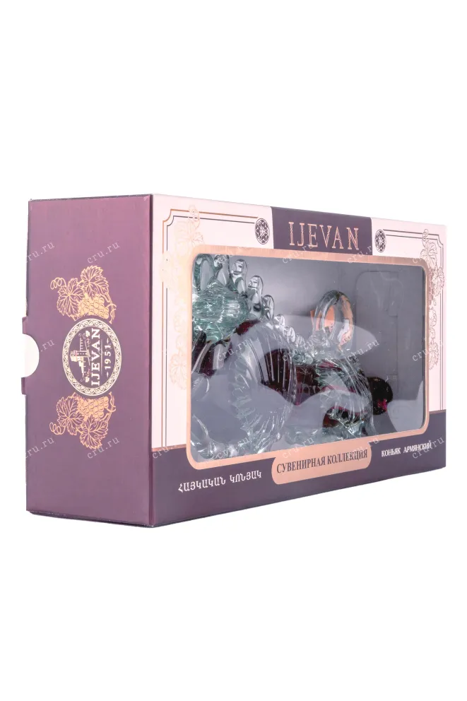 Подарочная коробка Ijevan 5 years (bull) in gift box 0.2 л