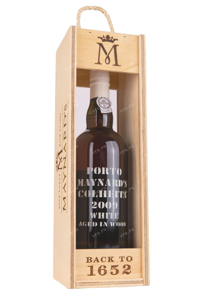 В деревянной коробке Maynards Colheita White Porto wooden box 2009 0.75 л