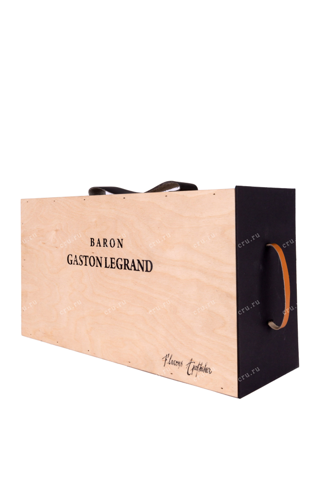 Деревянная коробка Baron G. Legrand Bas Armagnac gift set 4 wooden box 2003 0.2 л