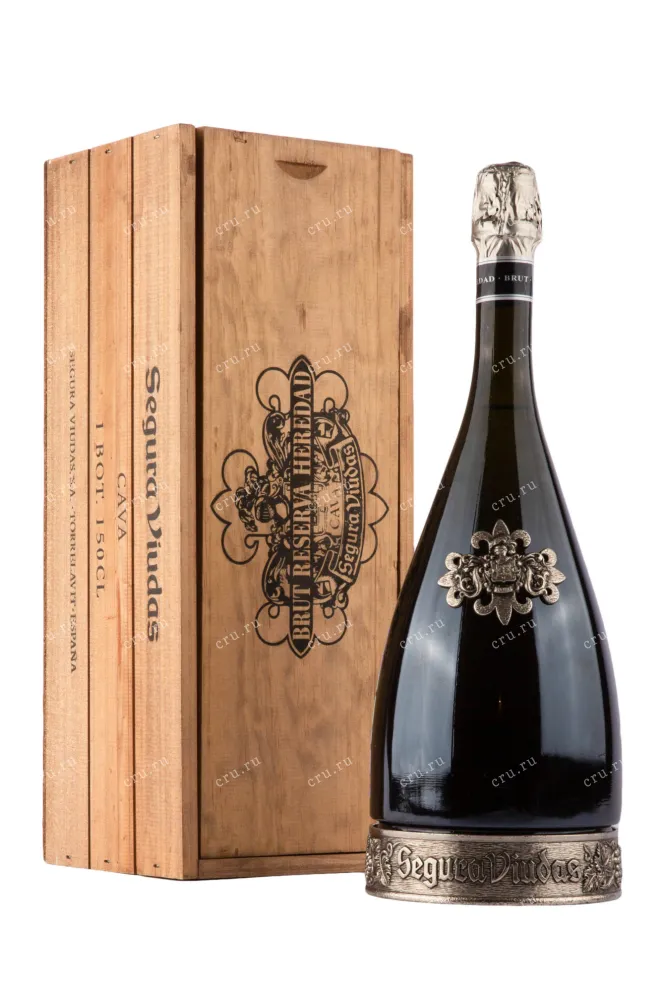 Игристое вино Segura Viudas Cava Brut Reserva Heredad  1.5 л