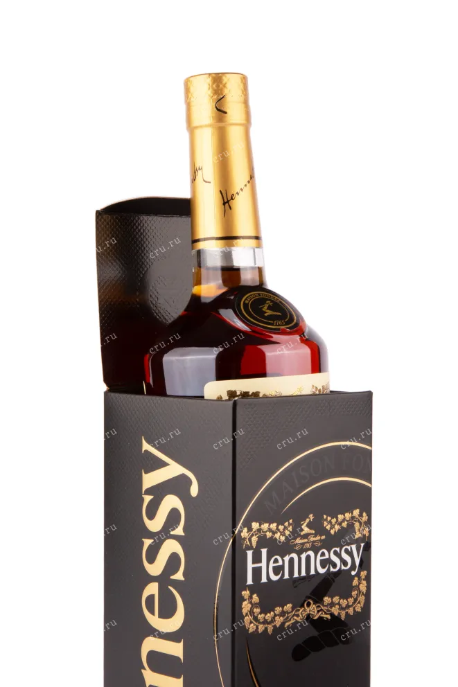 Коньяк Hennessy VS gift box   0.35 л