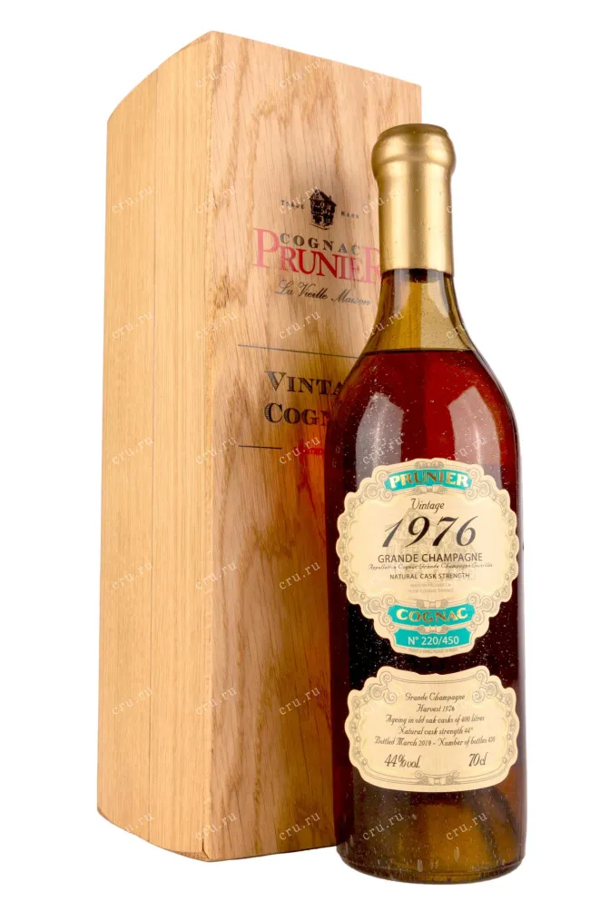 Коньяк Prunier Grande Champagne 1976 Vintage wooden box 1976 Grande Champagne 0.7 л