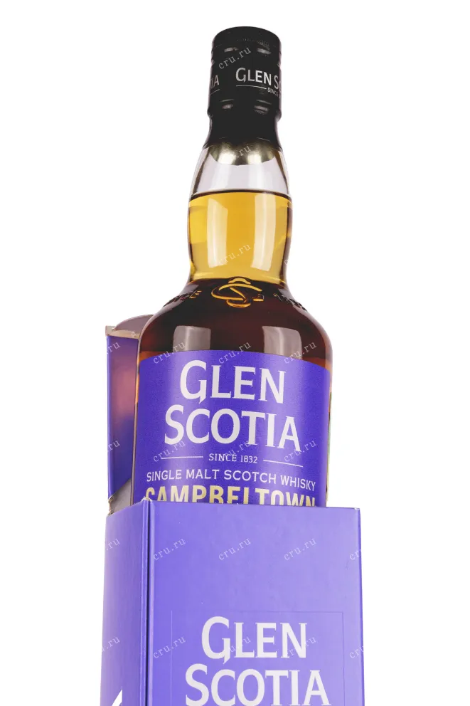 В подарочной коробке Glen Scotia Fino Sherry Cask Finish 9 year old gift box 0.7 л