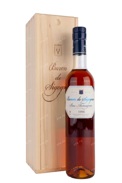 Арманьяк Baron de Sigognac 1998 wooden box 1998 0.5 л