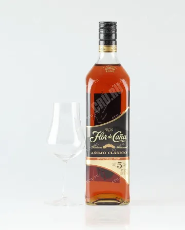 Ром Flor de Cana Anejo Clasico 5  0.75 л