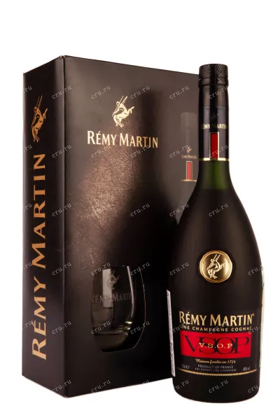 Коньяк Remy Martin VSOP giftbox with 1 glass   0.7 л