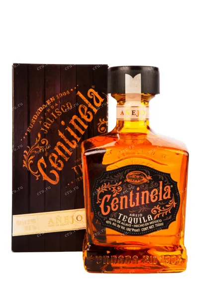 Текила Centinela Anejo  0.75 л