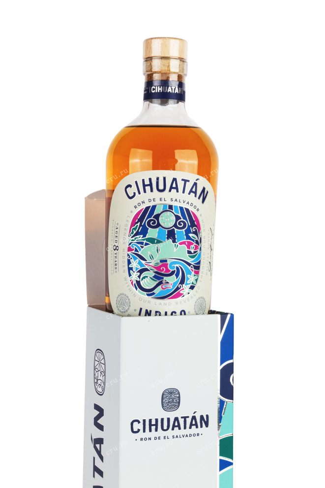 В подарочной коробке Cihuatan Indigo 8 YO gift box 0.7 л