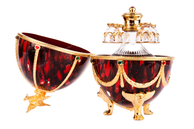 Водка Imperial Collection Ruby-coloured Faberge Egg 0.7 Рубиновое яйцо Фаберже