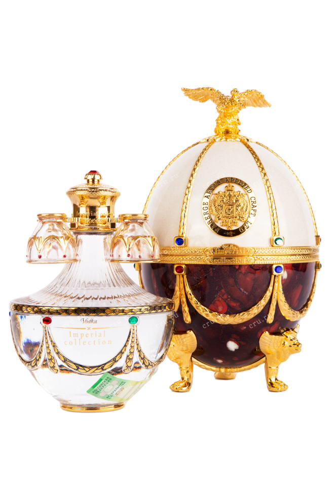 Бутылка водки Imperial Collection Pearl and Ruby Faberge Egg 0.7 с яйцом фаберже