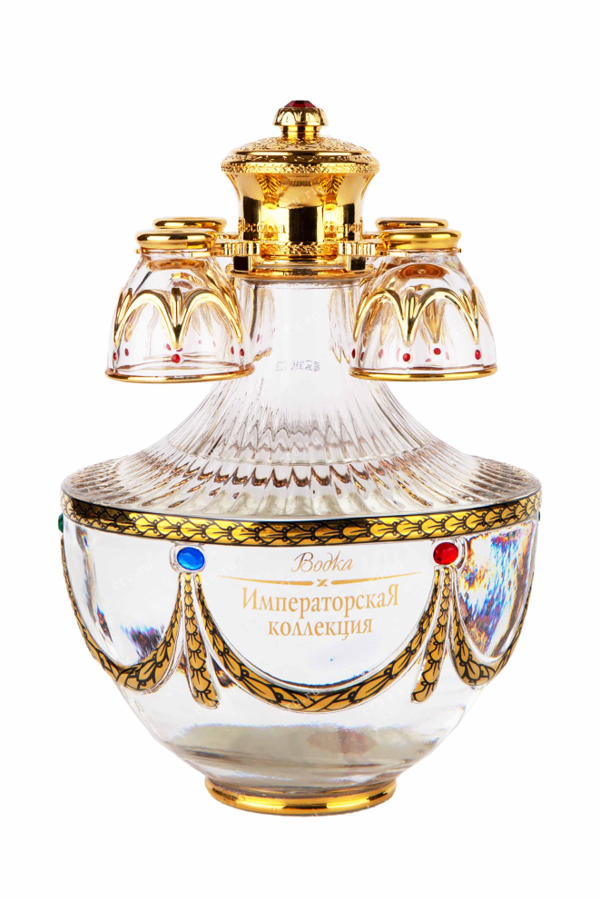 Бутылка Imperial Collection Super Premium Faberge Red in wooden box 0.7 л